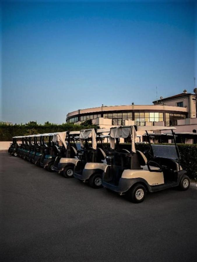 Marco Simone Golf Club Apartment ภายนอก รูปภาพ